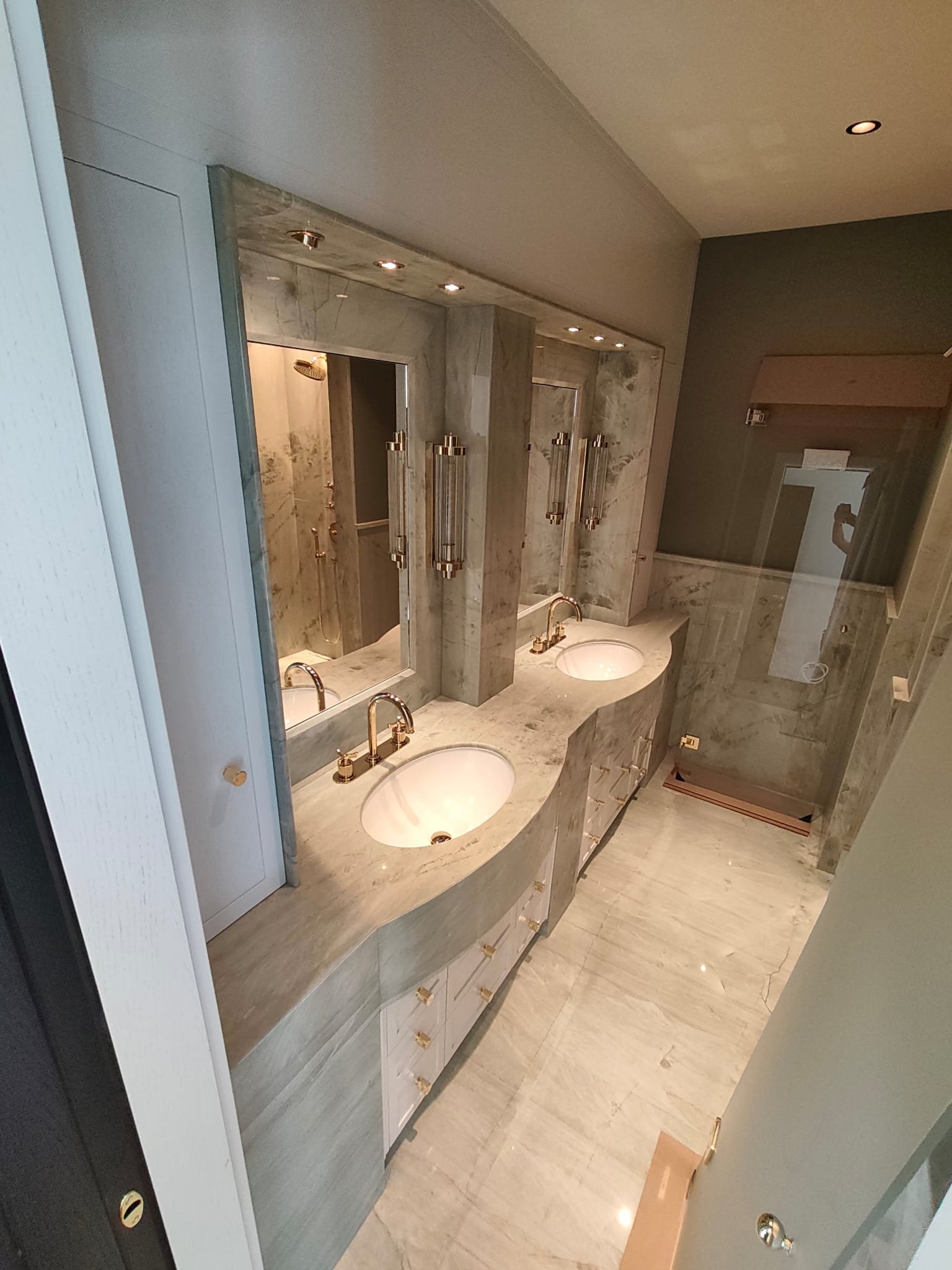 Bathroom Vanity
